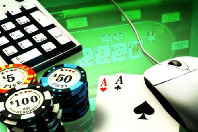 Играйте в онлайн-покер бесплатно