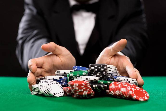 Результаты турниров в покерных клубах: 6-12 ноября