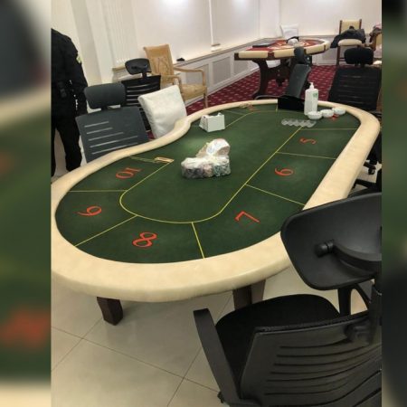 В центре Алматы накрыли подпольное казино с покером