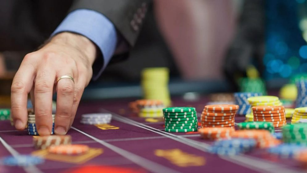 Казахстанцы стали меньше играть в казино